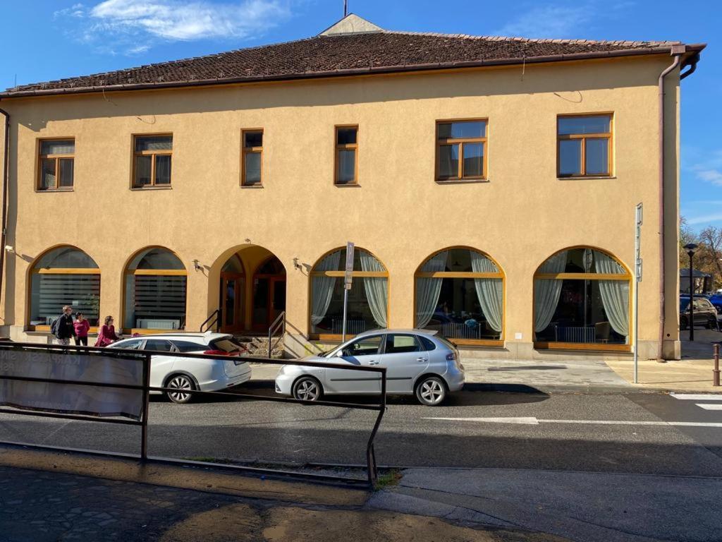 Penzion Venusa Spišská Nová Ves エクステリア 写真